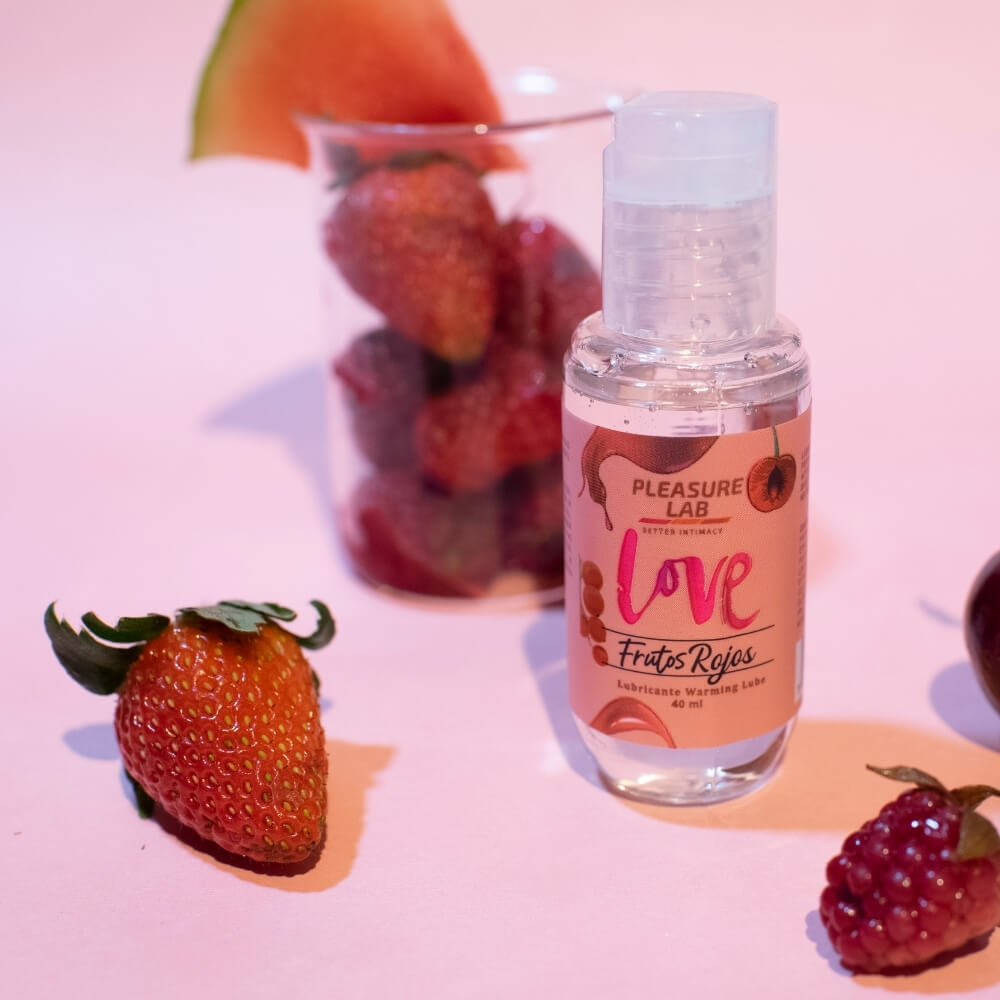 Lubricante Caliente para Sexo Oral y para lubricar sabor a Frutos Rojos . Cereza, Fresa, Sandia, moras en un mismo sabor!