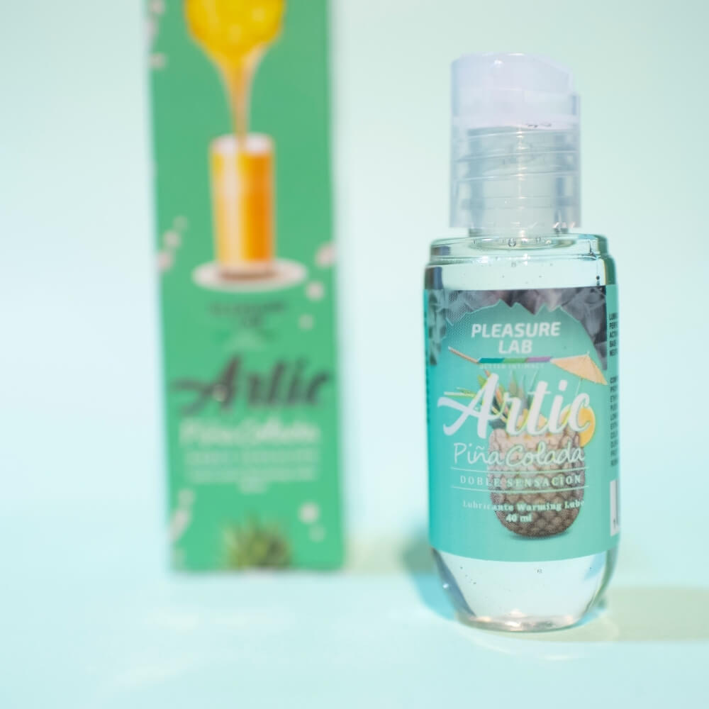 LUBRICANTE DOBLE SENSACION ARTIC SABOR A ÍA COLADA. PLEASURE LAB COLOMBIA, ENVIOS RAPIDOS Y DISCRETOS. LUBRICANTE PARA SEXO ORAL.